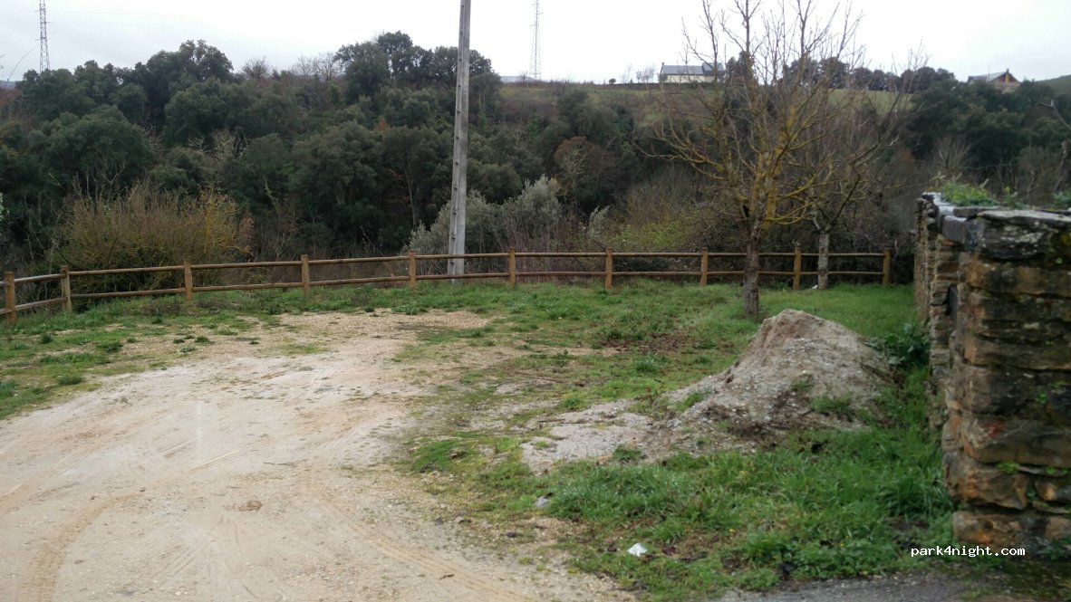 (24440) Lago de Carucedo - 29A Calle Iglesia — foto