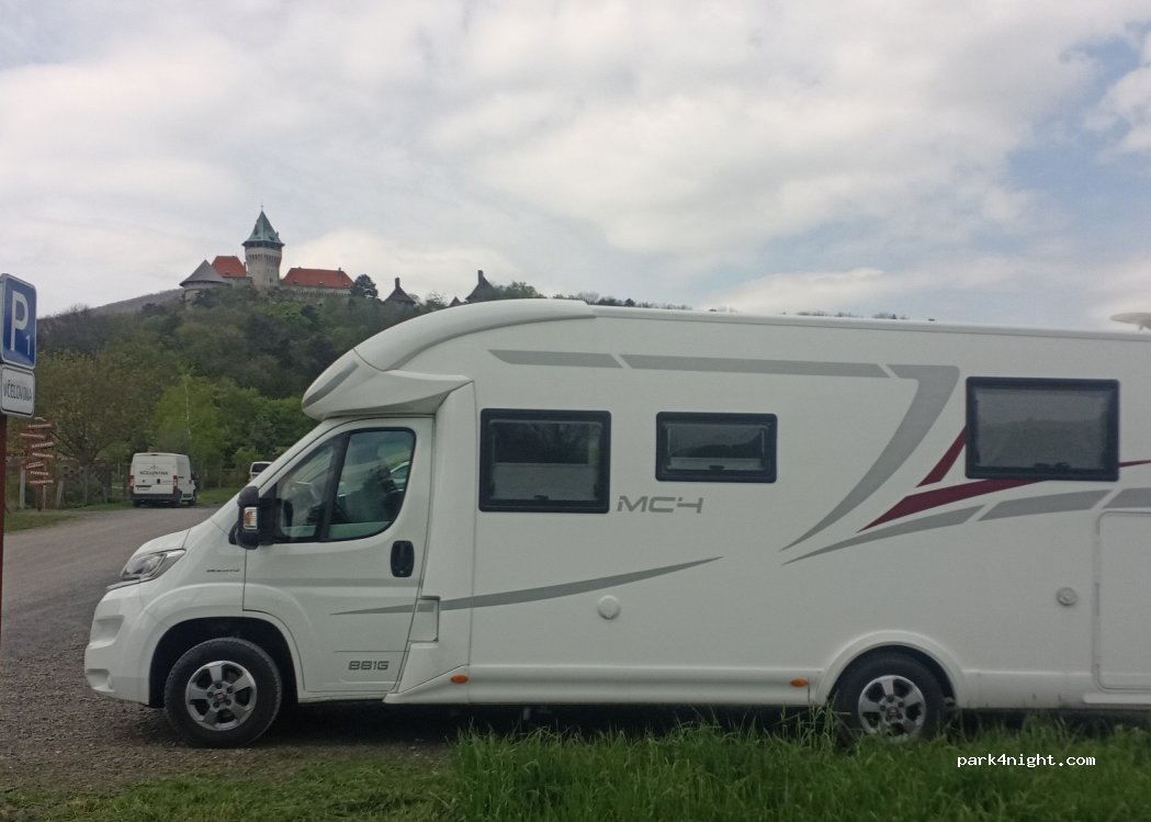 (919 04) Smolenice - 40 Štúrova — foto