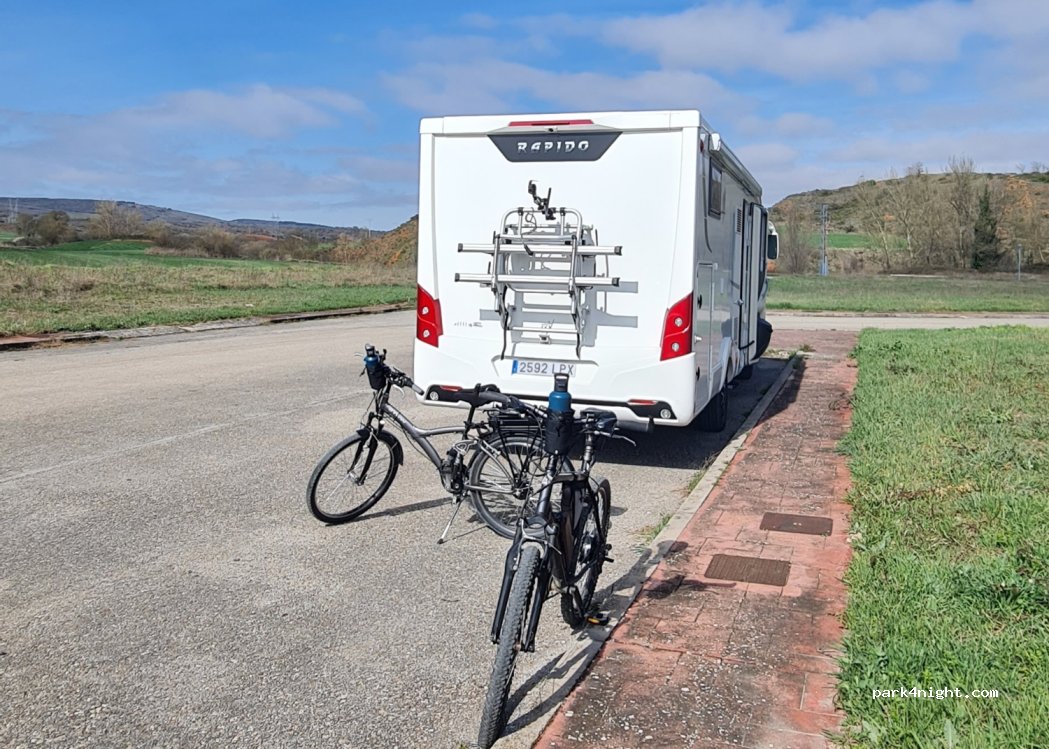 (09591) La Molina de Ubierna - 358 Calle Burgos — foto 3