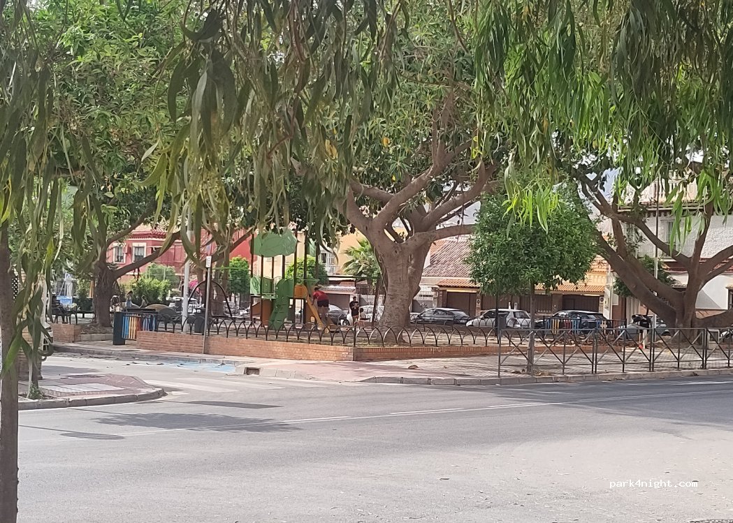 (29014) Málaga - 2 Calle Emilio Díaz — foto 3