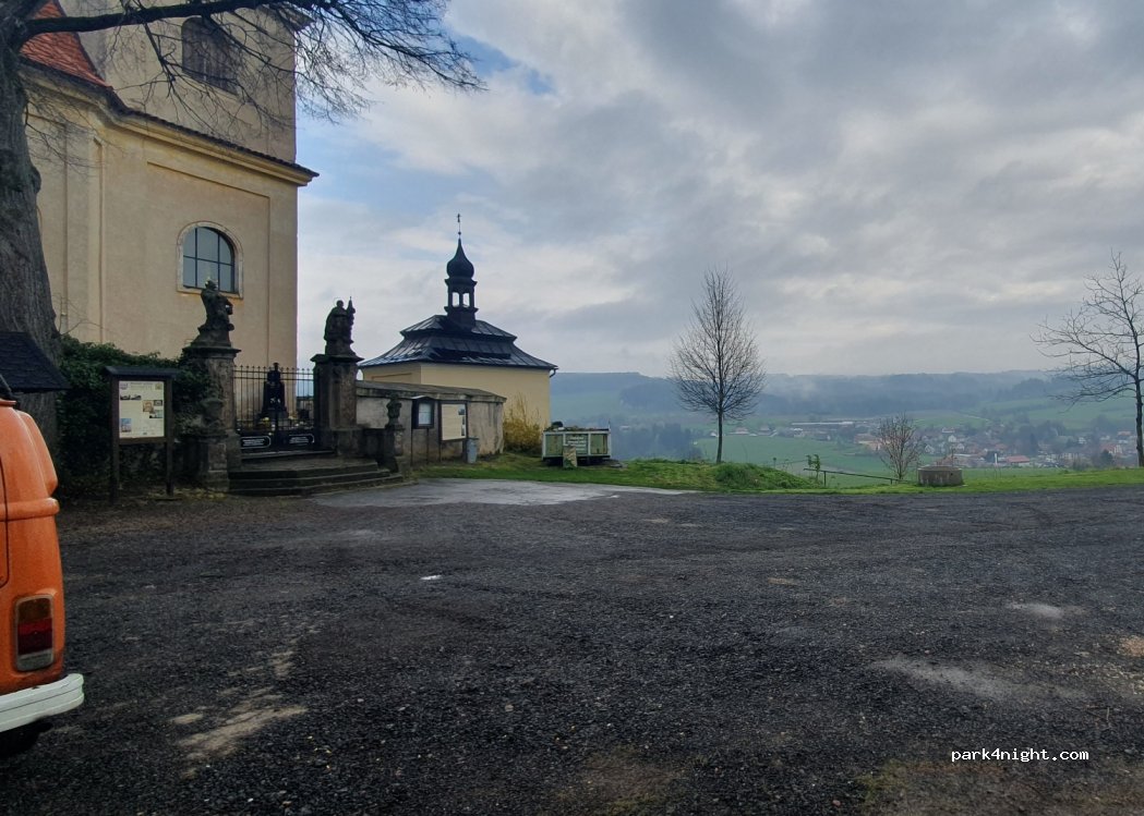 (517 41) Borovnice - Unnamed Road — foto 2