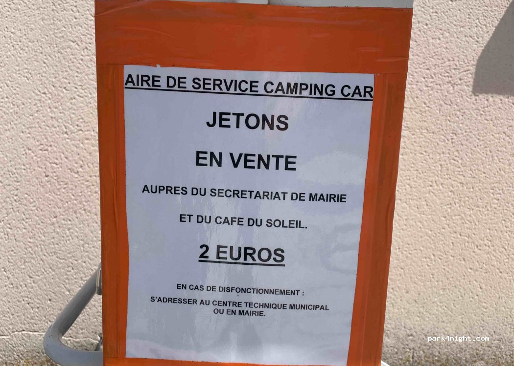 (43370) Saint-Christophe-sur-Dolaison - Le Bourg — foto 3