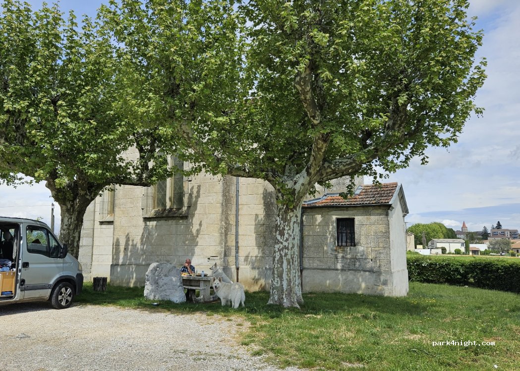 (07170) Villeneuve-de-Berg - 62 Avenue de Tournon — foto