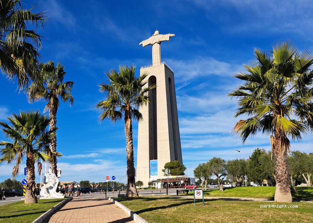 () Almada - 63 Avenida Cristo Rei — foto 5