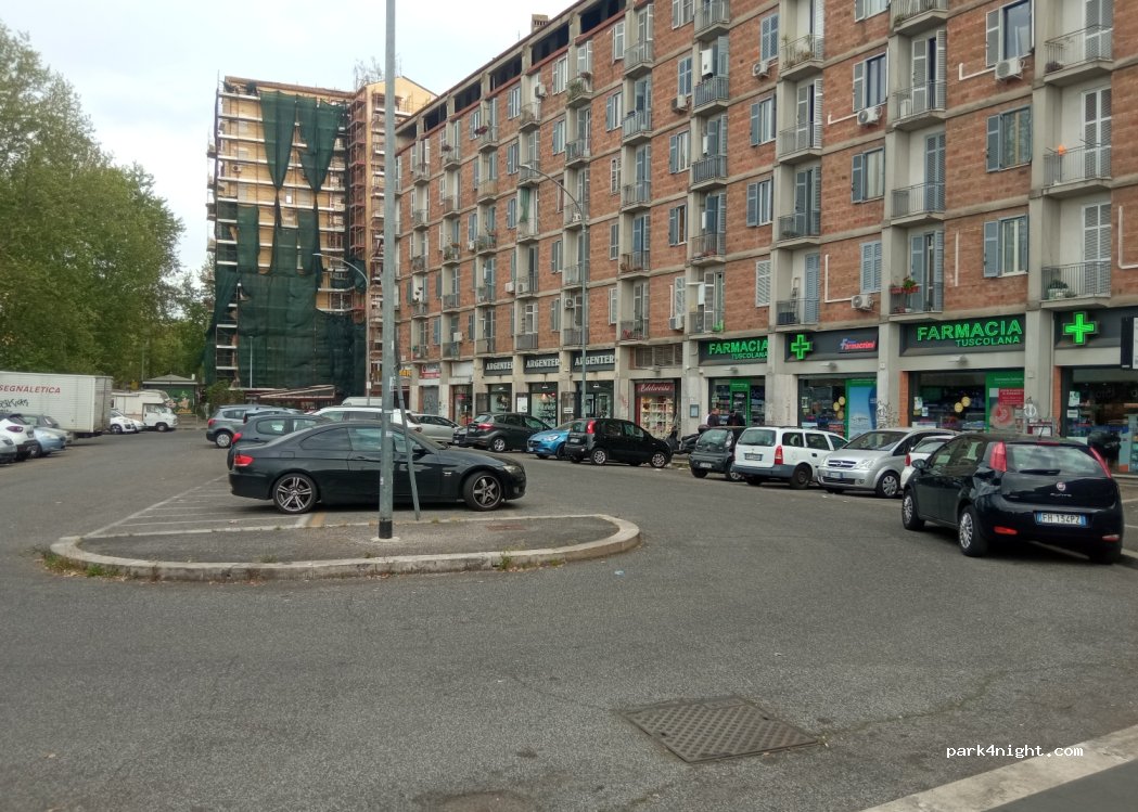 (00174) Roma - 2152 Viale Spartaco — foto