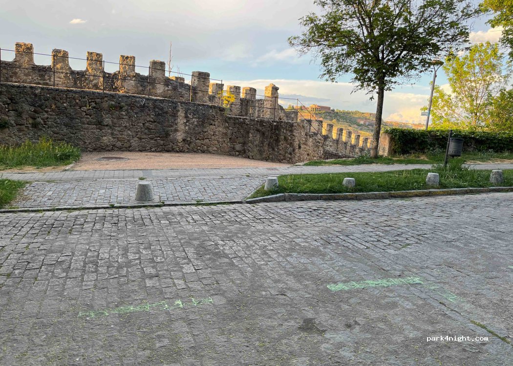 (40001) Segovia - 3 Cuesta San Bartolomé — foto