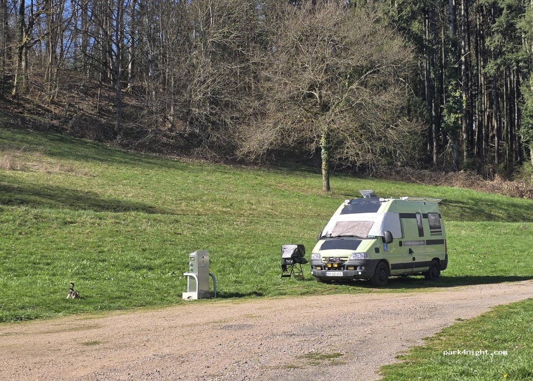 (71200) Saint-Sernin-du-Bois - 13 Allée des Sapins — foto 5