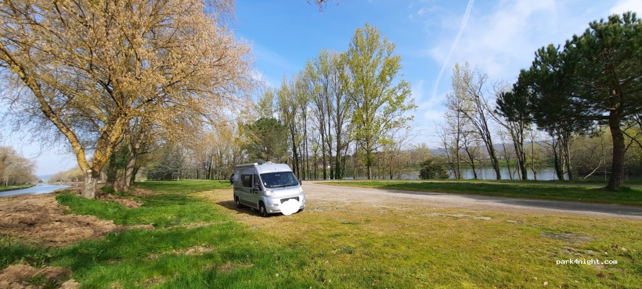 (82360) Lamagistère - Voie Verte du Canal des Deux Mers — foto 3