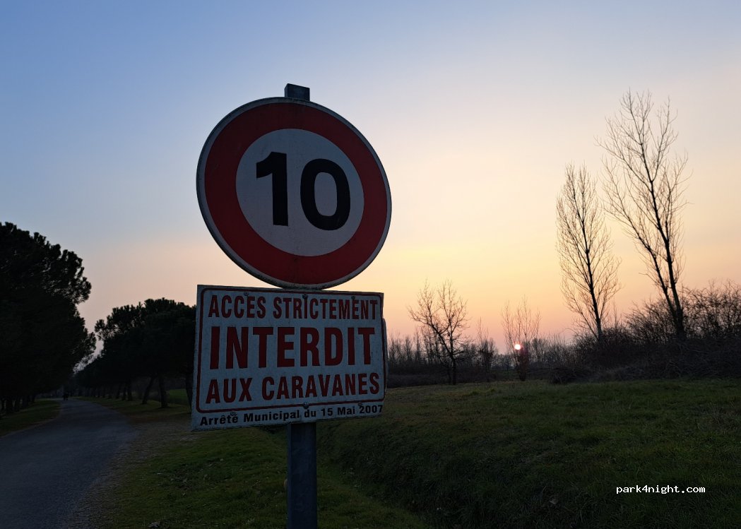 (82360) Lamagistère - Voie Verte du Canal des Deux Mers — foto 4