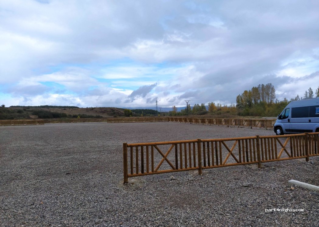 (34815) Villaescusa de las Torres - Unnamed Road — foto 3