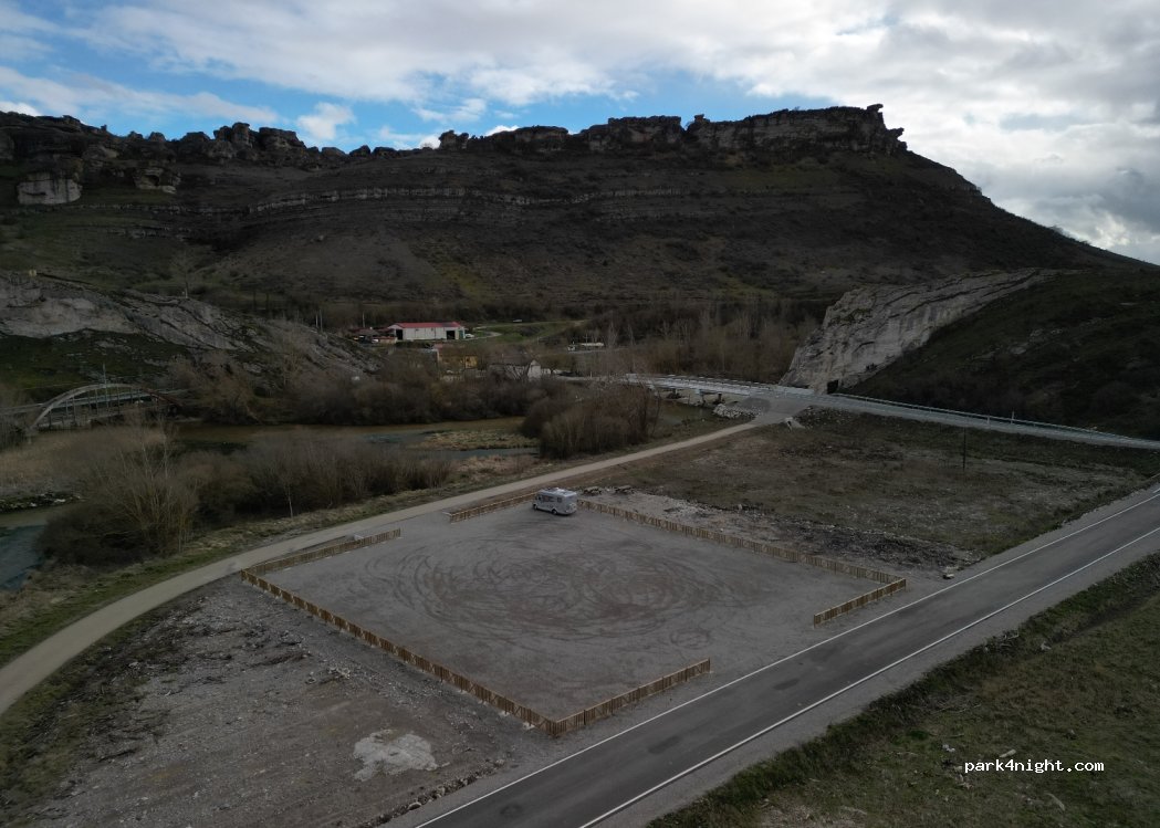 (34815) Villaescusa de las Torres - Unnamed Road — foto 4