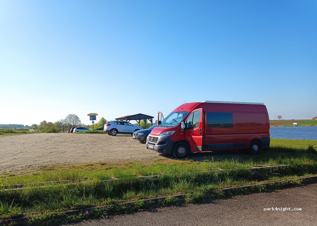 (63-200) Roszków - 34 Osiedle Nad Zalewem — foto 2