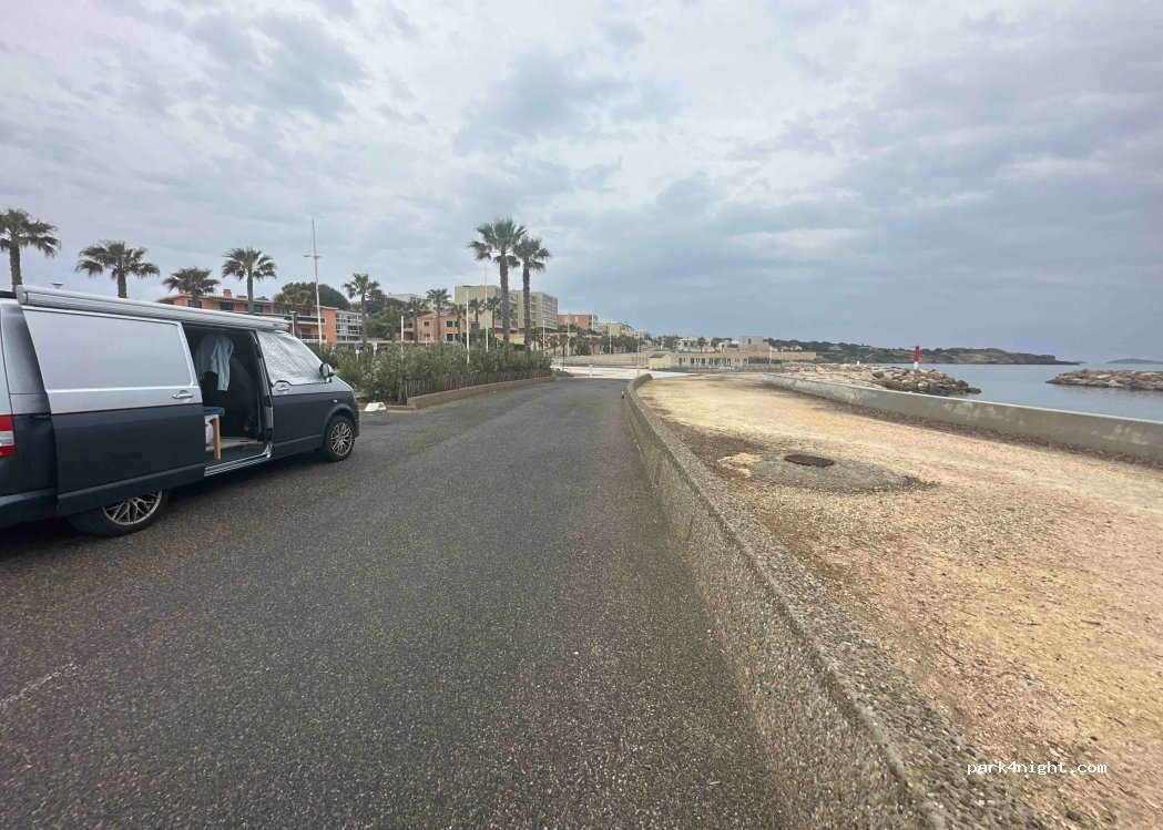 (83140) Six-Fours-les-Plages - 1 Corniche de Solviou — foto 2