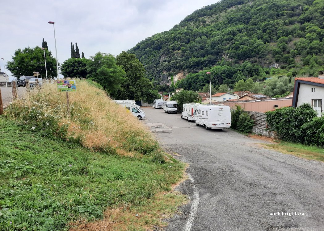 (09000) Foix - 20 Boulevard François Mitterrand — foto
