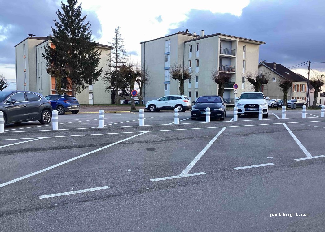 (52140) Val-de-Meuse - 10 Place de Verdun — foto 4