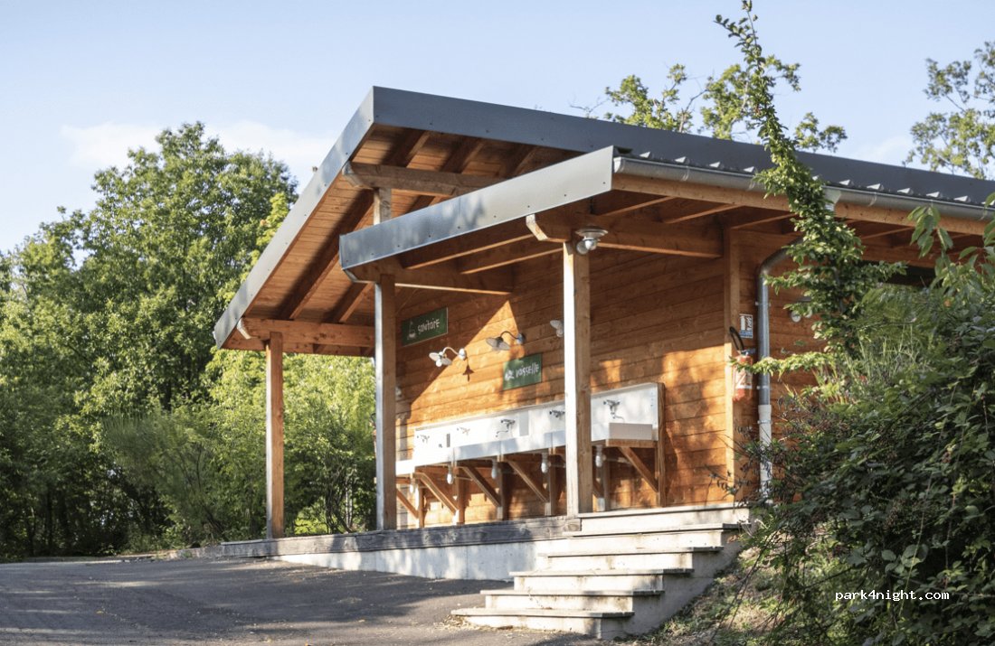 Camping Huttopia Royat — foto 2