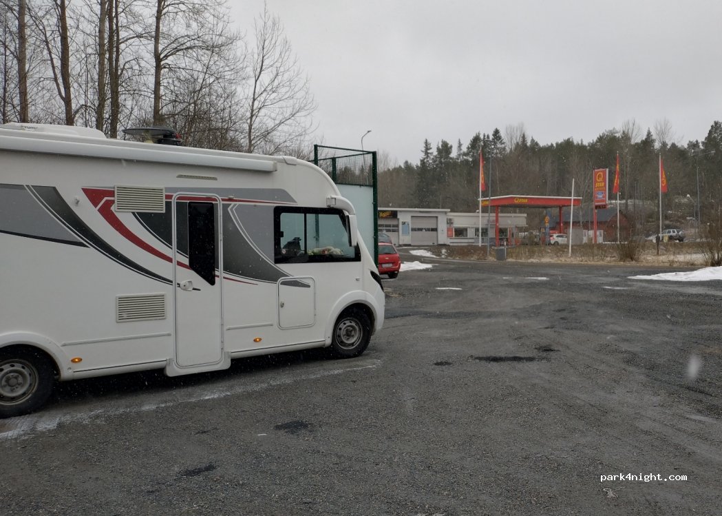 (760 45) Grisslehamn - 243 singovagen — foto