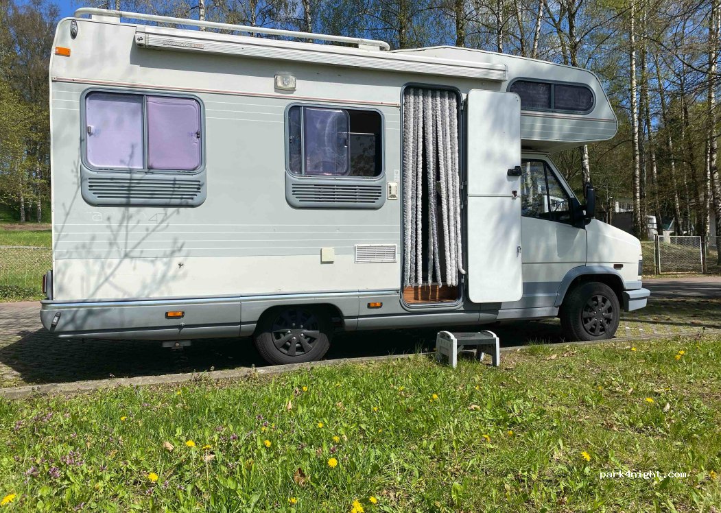 (73-140) Ińsko - 1 aleja Spacerowa — foto