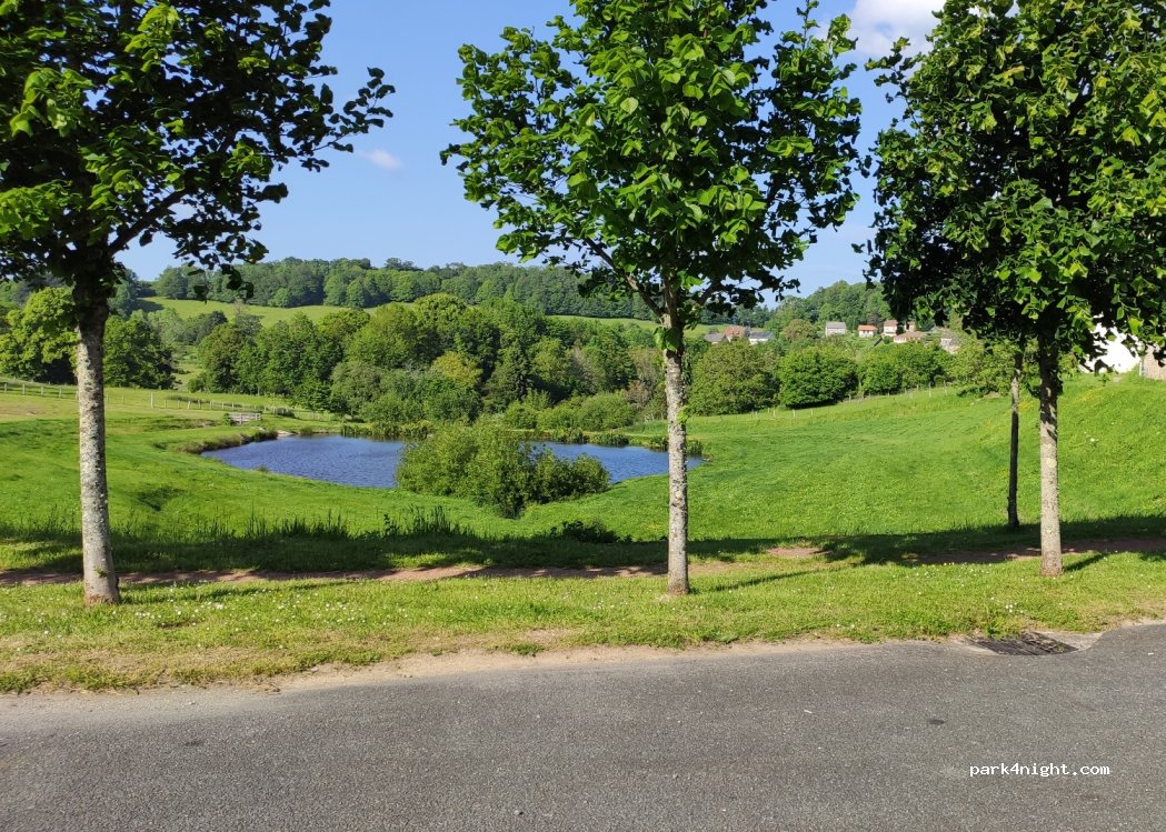 (23210) Bénévent-l'Abbaye - 6 Rue Pelisson Fontanier — foto 2