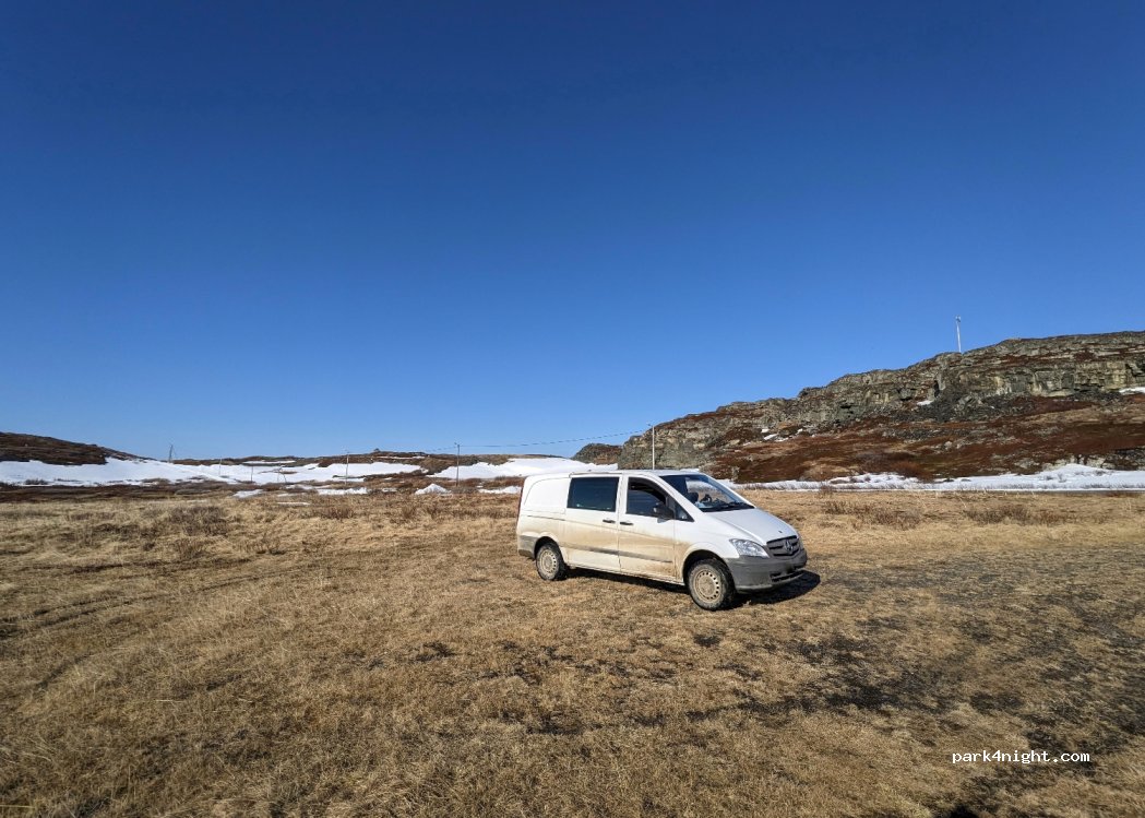 (9950) Vardø - Unnamed Road — foto 2