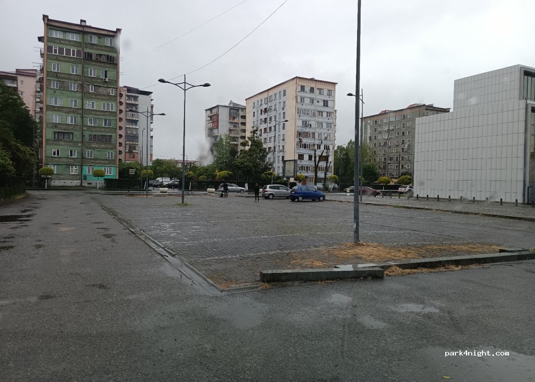 (2100) Zugdidi - E97 — foto