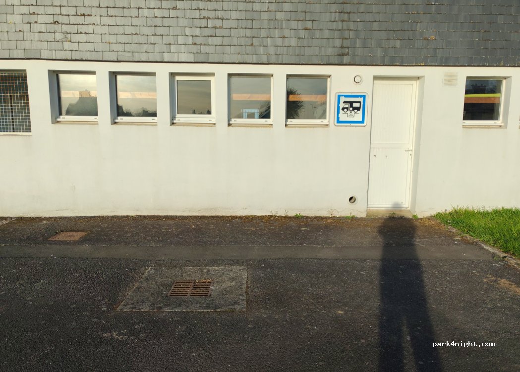 (29530) Landeleau - 1 Rue des Trois Croix — foto 5