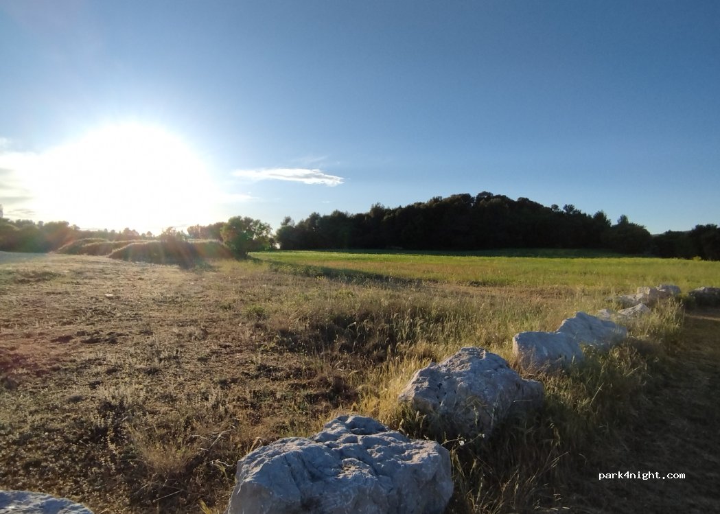 () Vernègues - — foto 3