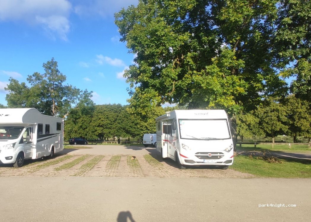 (SG2 8UY) Stevenage - Fairlands Valley Park — foto