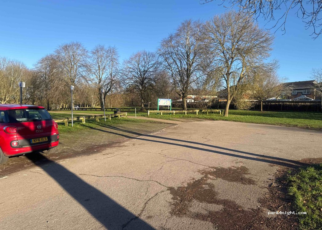 (SG2 8UY) Stevenage - Fairlands Valley Park — foto 3
