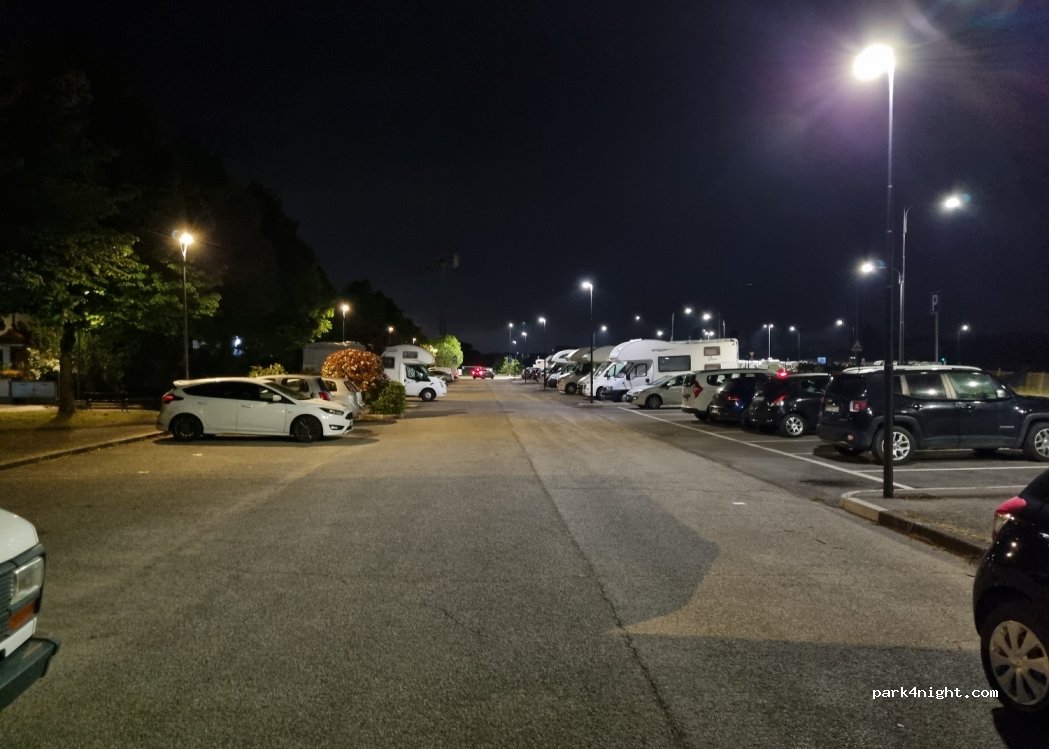 (48015) Cervia - 10F Via Val Passiria — foto
