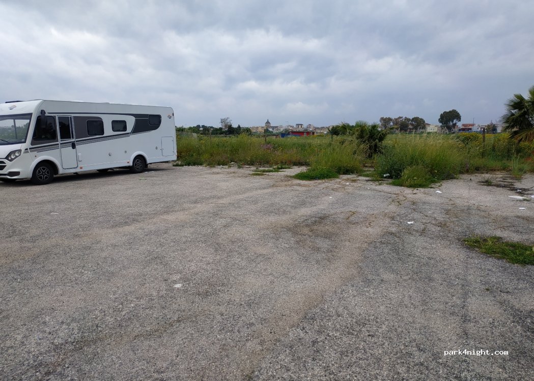 (76015) Trinitapoli - SP62 — foto