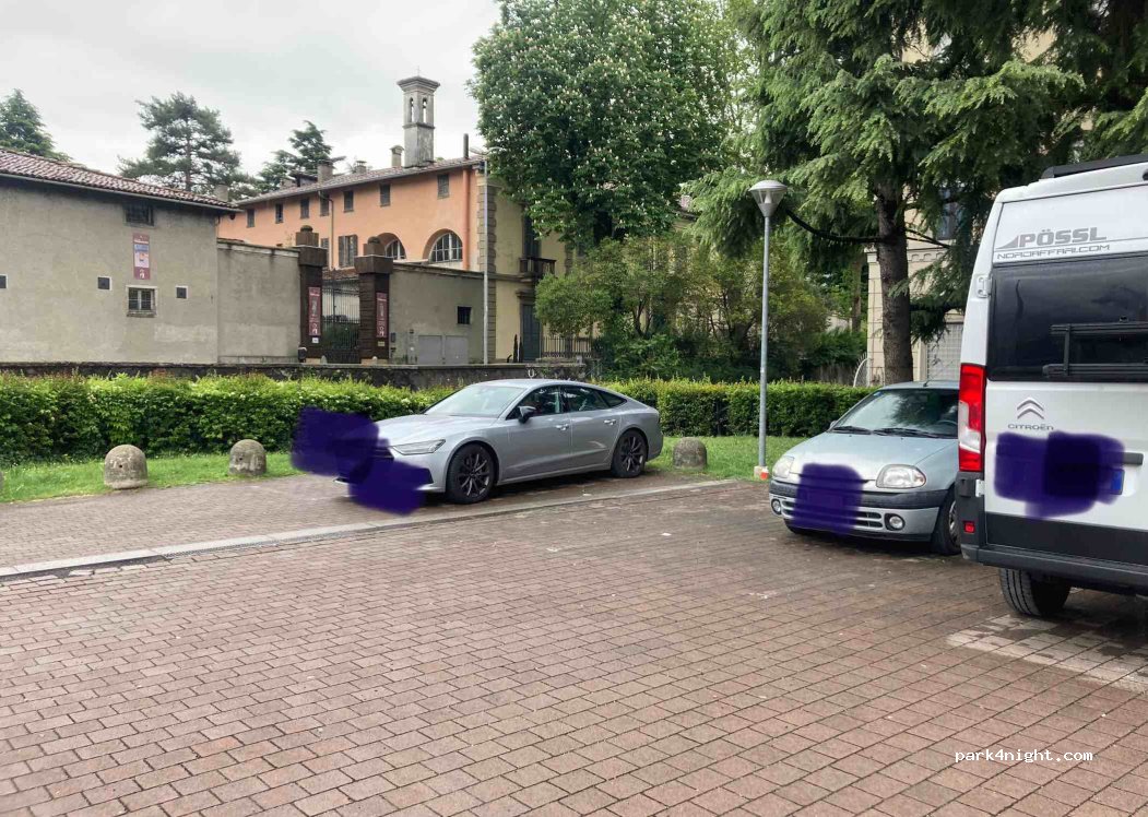 (23900) Lecco - Via Carlo Porta — foto
