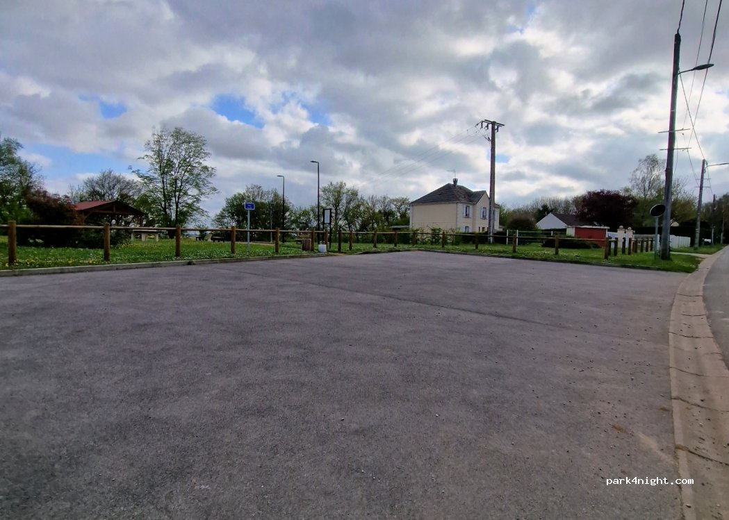 (60360) Le Gallet - 33 Rue de la Sablonnière — foto 2