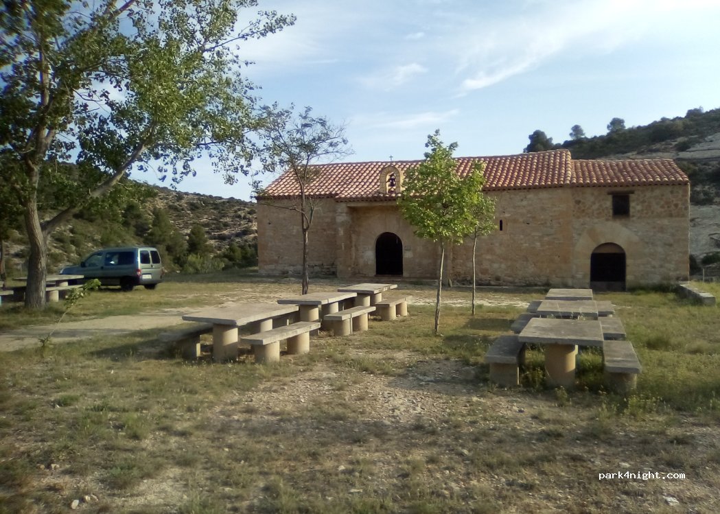 (44566) Las Parras de Castellote - Unnamed Road — foto