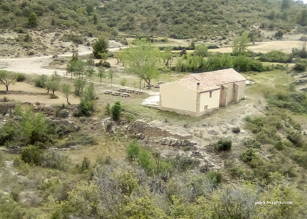 (44566) Las Parras de Castellote - Unnamed Road — foto 3