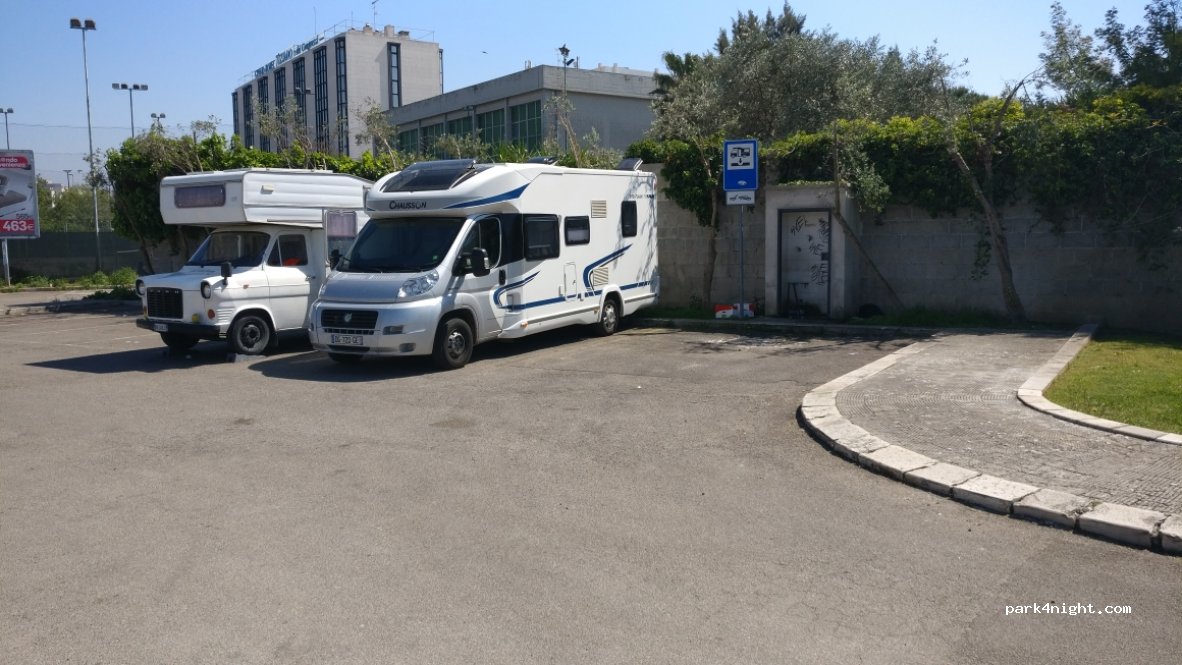 (73100) Lecce - Viale Porta d'Europa — foto 3