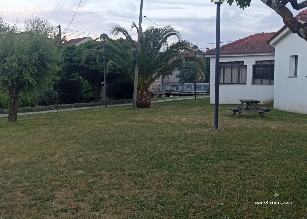 (3440) Nagozela - 2 Largo Milénio — foto 3