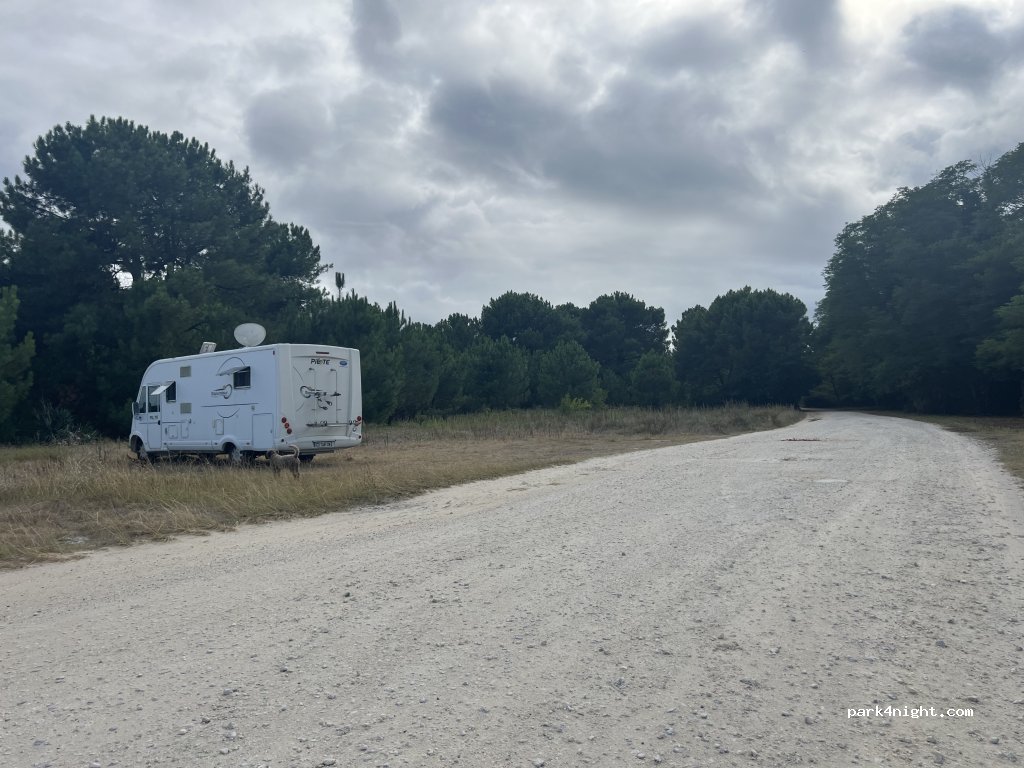 (33123) Le Verdon-sur-Mer - 1 Port Médoc — foto 3
