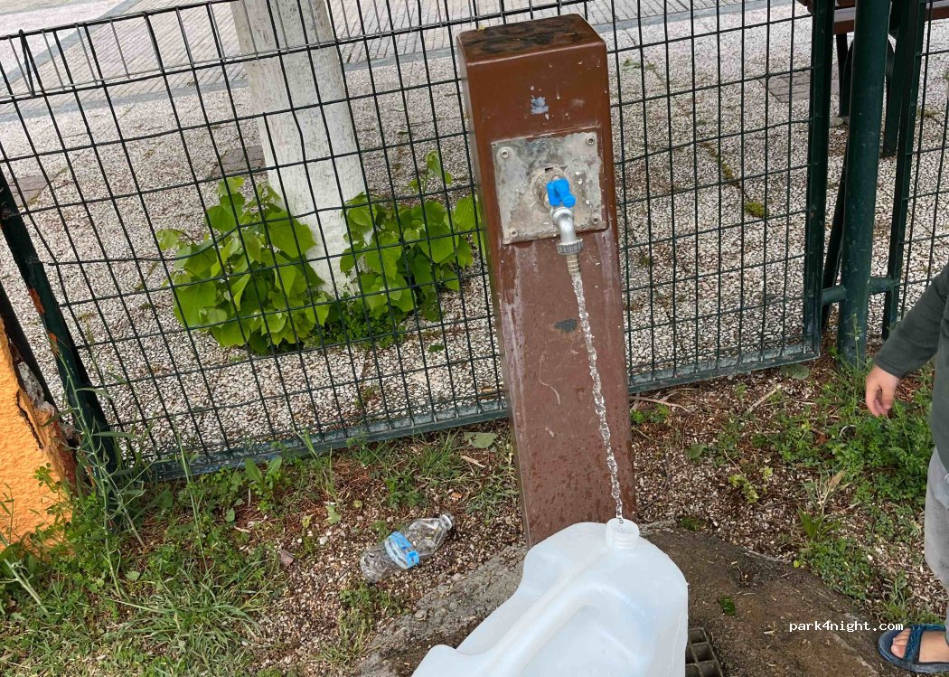 (321 00) Levádhia - 1 Platia Stratarchou Alexa — foto