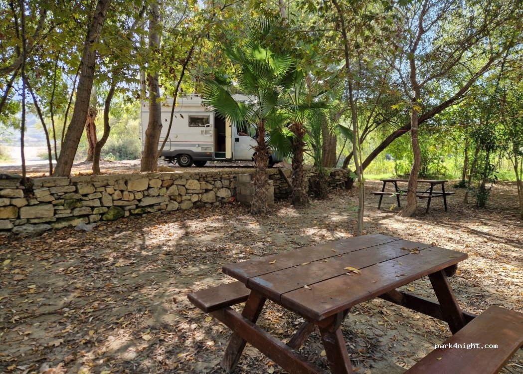 Ördekli kamp ve piknik alanı — foto 4