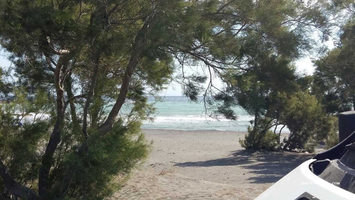 (847 00) Monolithos - Unnamed Road — foto