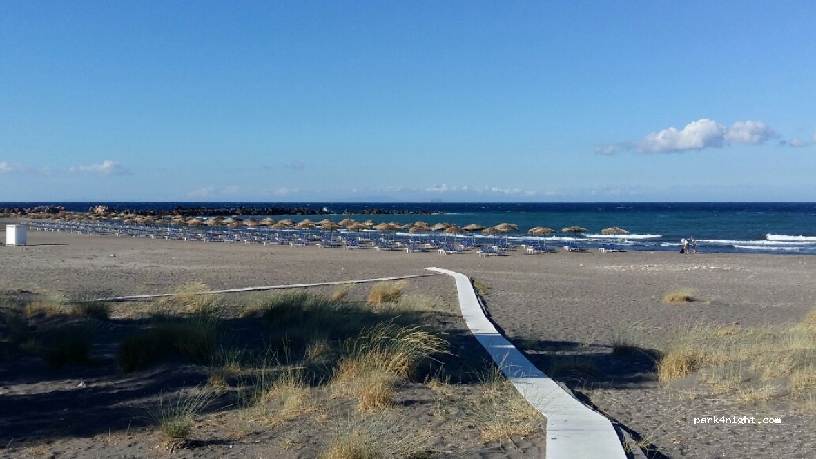 (847 00) Monolithos - Unnamed Road — foto 2