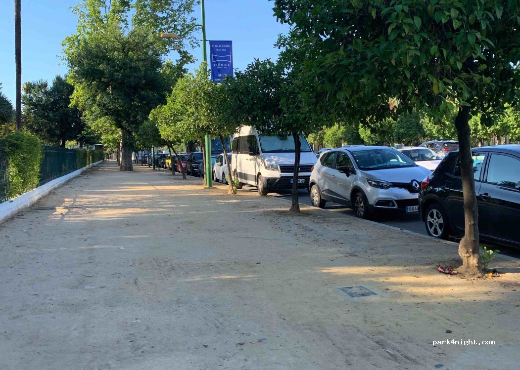 (41013) Sevilla - 151 Paseo de las Delicias — foto