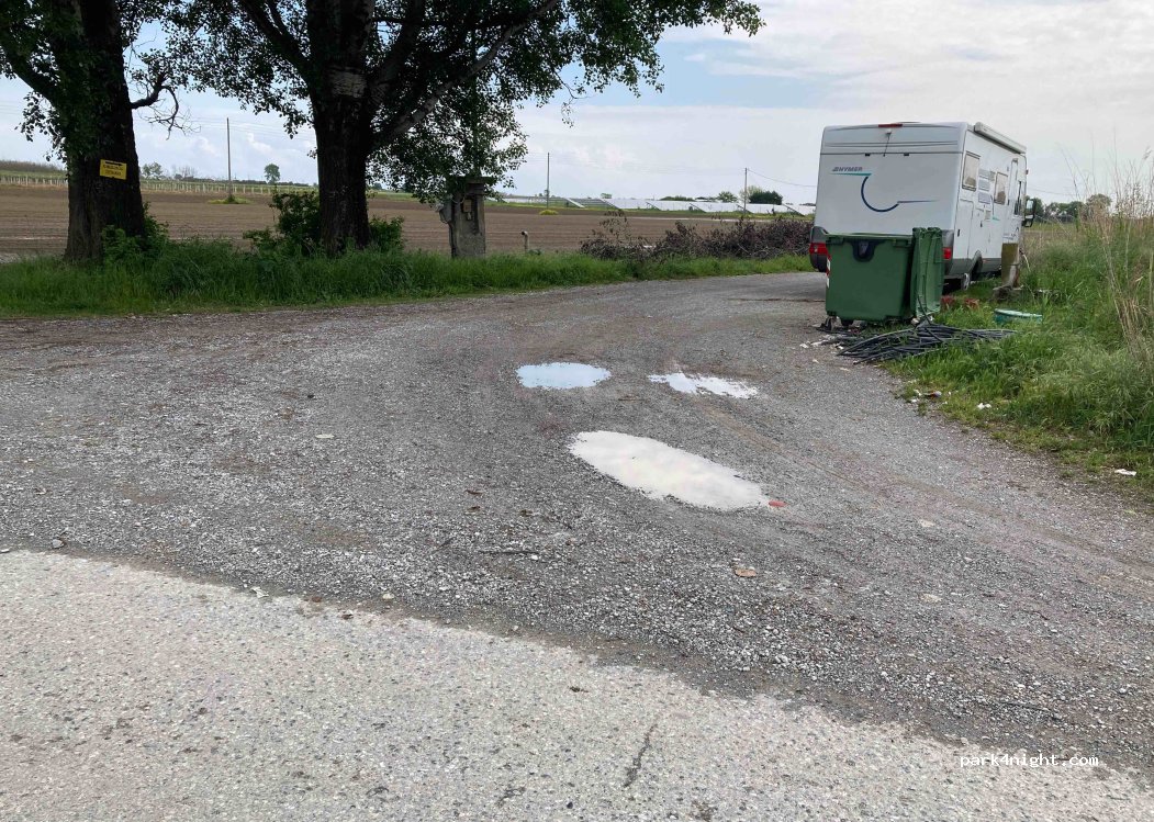 (600 63) Kalivia Varikou - Unnamed Road — foto