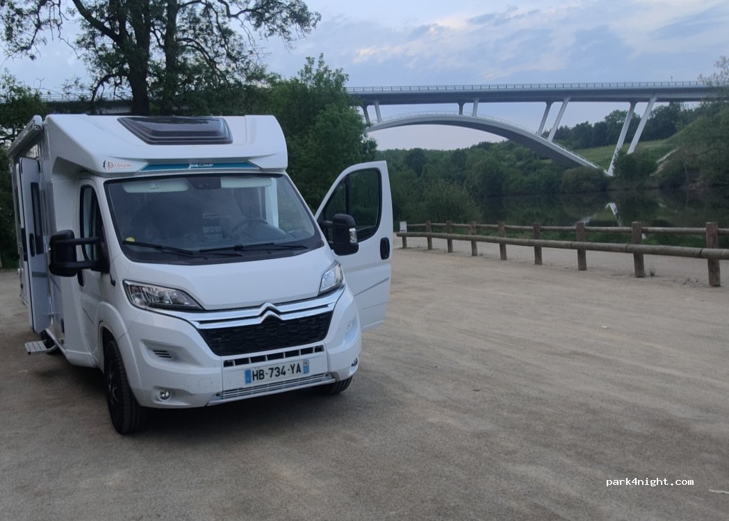 (53200) Château-Gontier-sur-Mayenne - Chemin de Halage Sud — foto 3