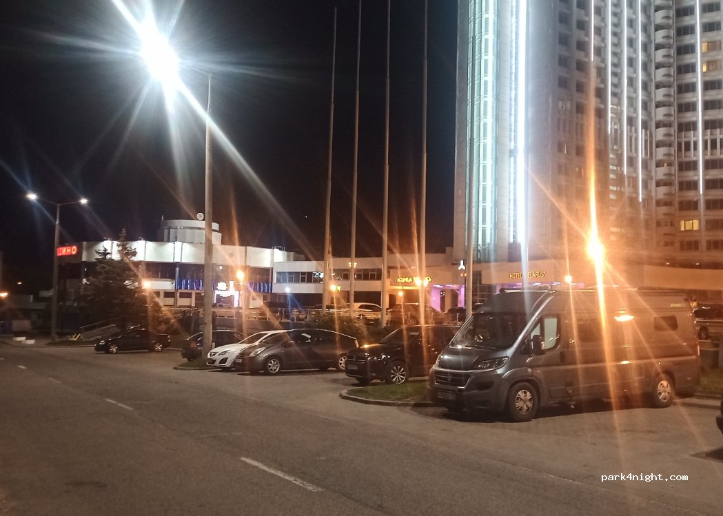 () Minsk - 15 Ulitsa Starovilenskaya — foto