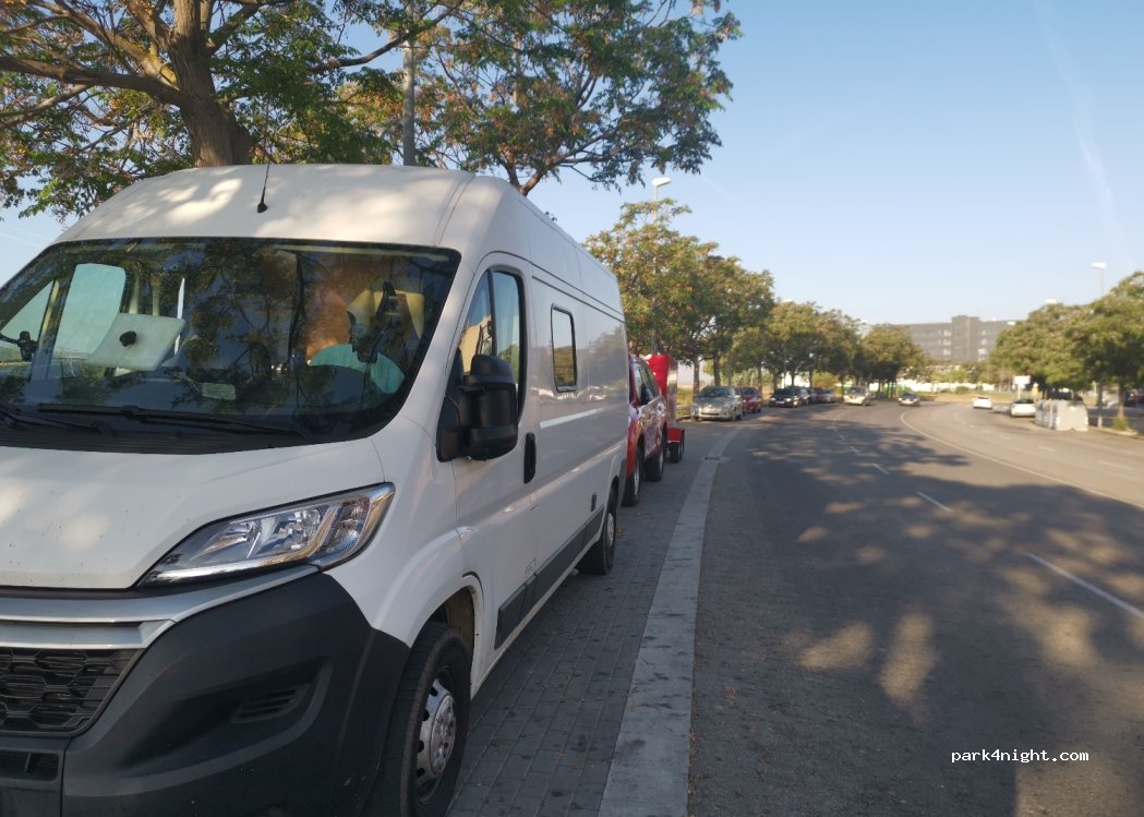 (08720) Vilafranca del Penedès - 58 Avinguda Ronda de Mar — foto