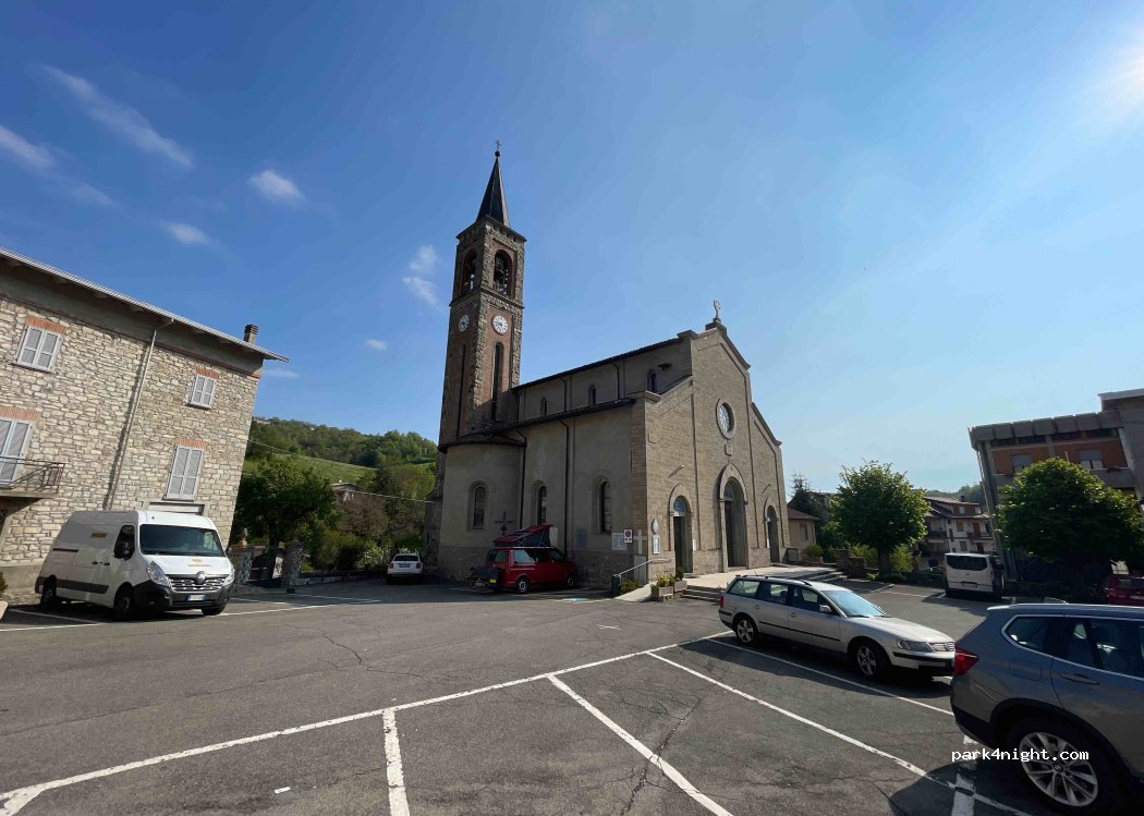 (29024) Ferriere - 16-14 Piazza delle Miniere — foto