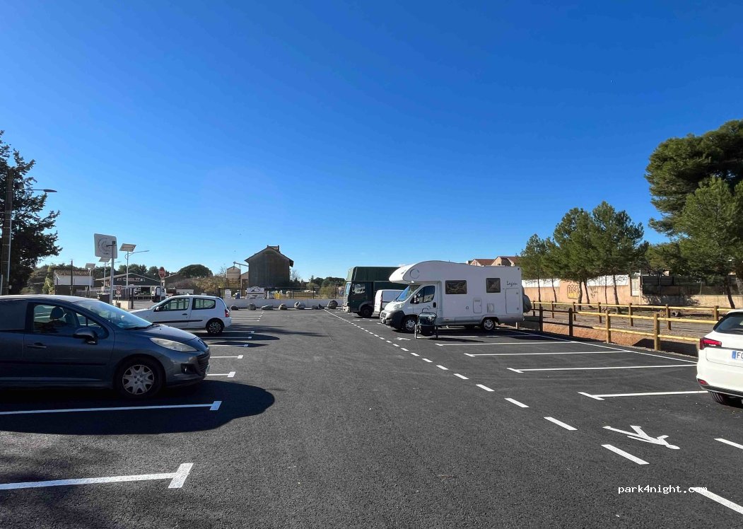 (34120) Pézenas - 211 Chemin de l'Amandier — foto 2
