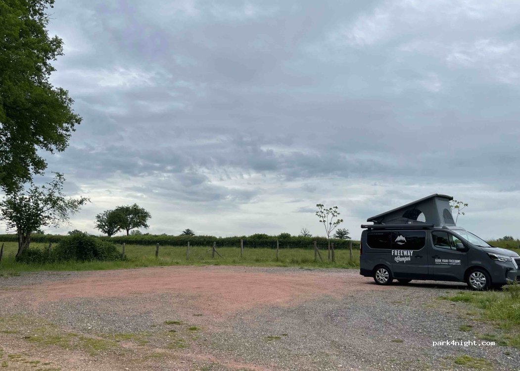 (71430) Palinges - D128 — foto